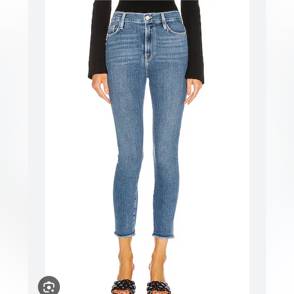 Frame Denim High Rise Skinny Jeans in Medium Blue